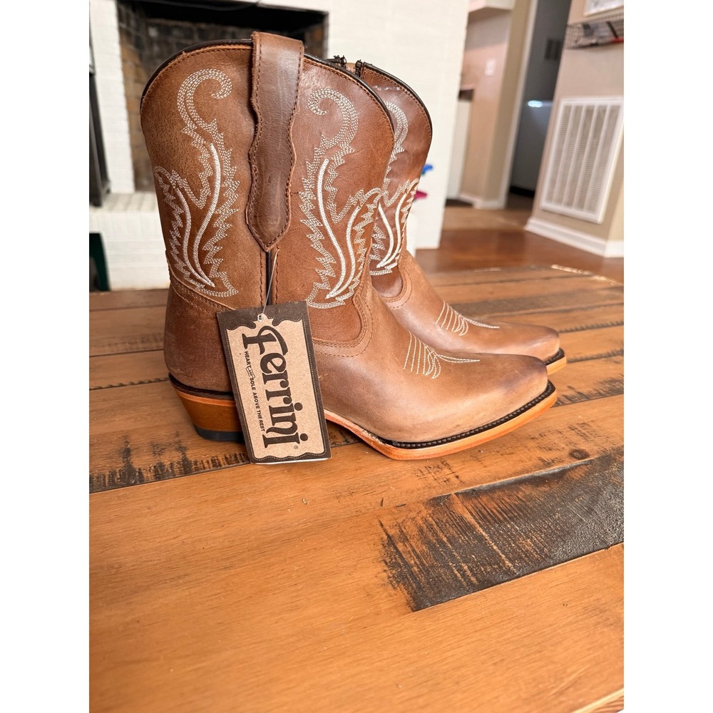 New with tags FERRINI Molly WESTERN‎ brown Boots leather 7.5 round toe cowboy